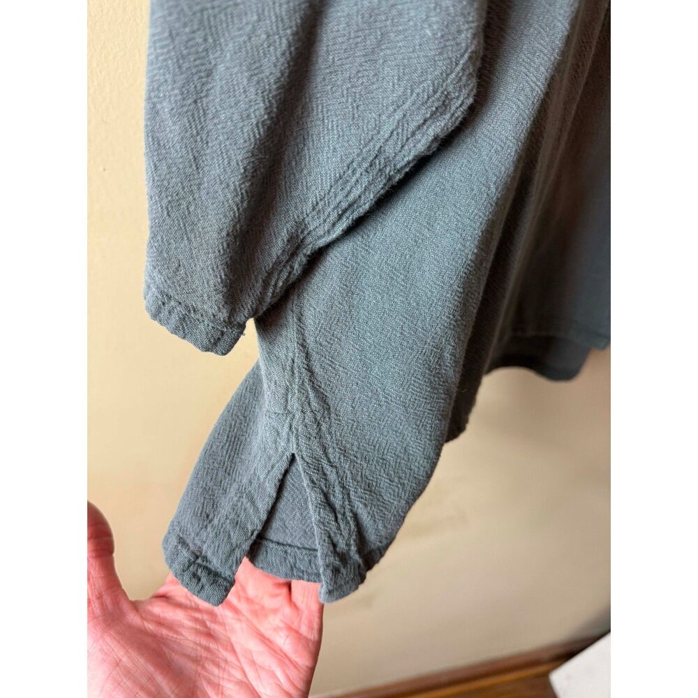 Oh My Gauze Large Medium Gray Button Cropped Ronie Cotton Gauze Blouse - Picture 6 of 11